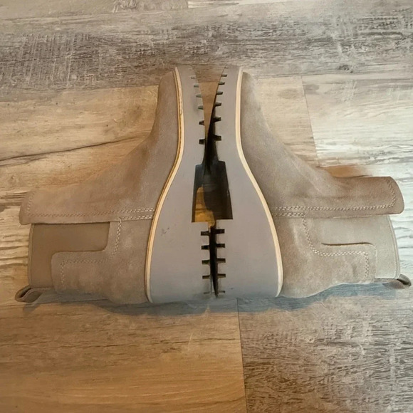 Dolce Vita Womens Haily Boot Taupe Tan Suede Chelsea Chunky Lug Platform - Picture 6 of 7